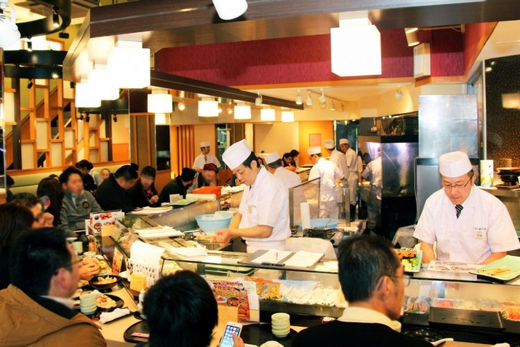 Bisnis Kedai Sushi di Jepang Dihantam Gelombang Kebangkrutan