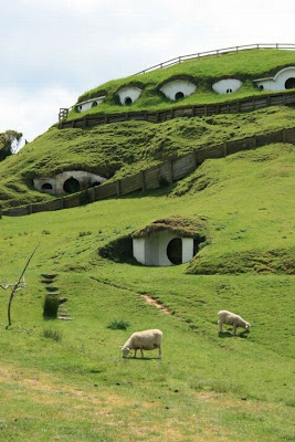 Hobbiton - The Hobbit Village from Lord of the Rings Seen On www.coolpicturegallery.us
