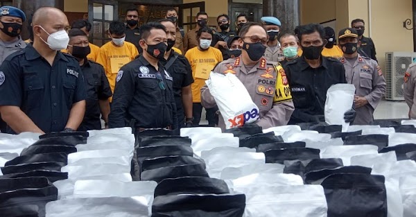 150 Kilogram Ganja Sintetis Diproduksi di Apartemen Bekasi, Terbesar di Indonesia
