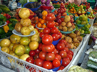 Овощи на рынке в Эквадоре