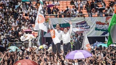 Massa Pendukung Anies-Muhaimin Penuhi Stadion JIS, Berikut Bintang Tamu yang Hadir