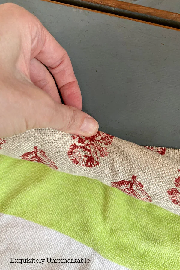 Covering  A Wooden Bench With Fabric