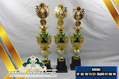  Jual Trophy Di Kudus, Grosir Piala Murah, Piala Kaki 1 Marmer