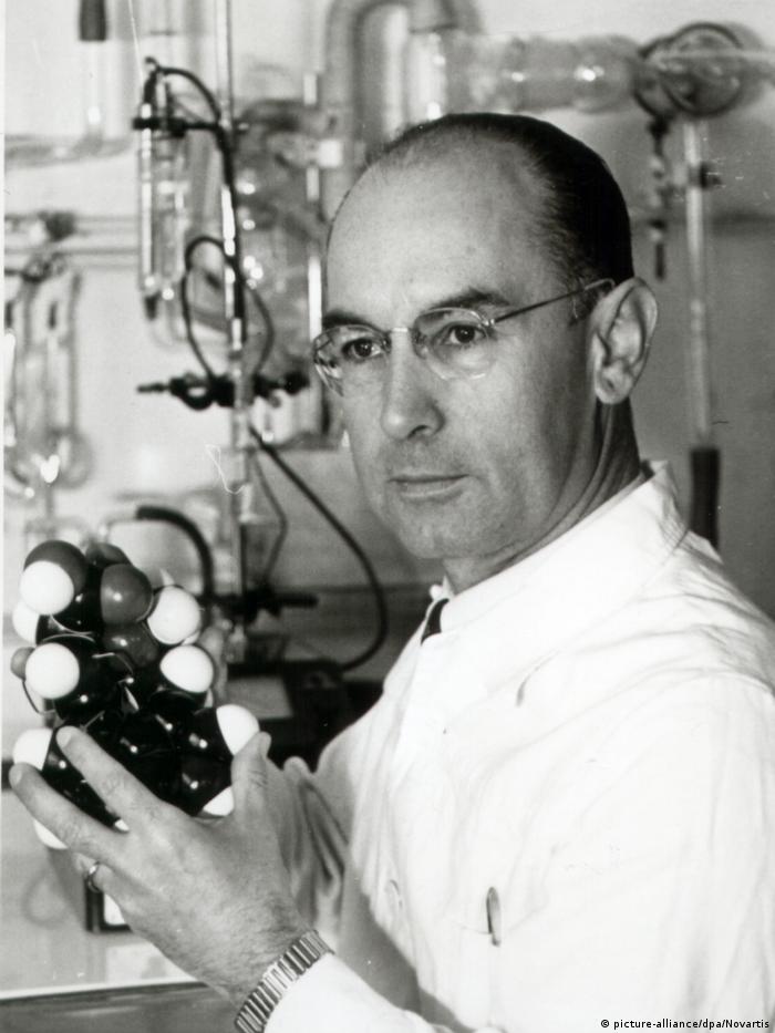 El químico suizo Albert Hofmann, descubridor del LSD.