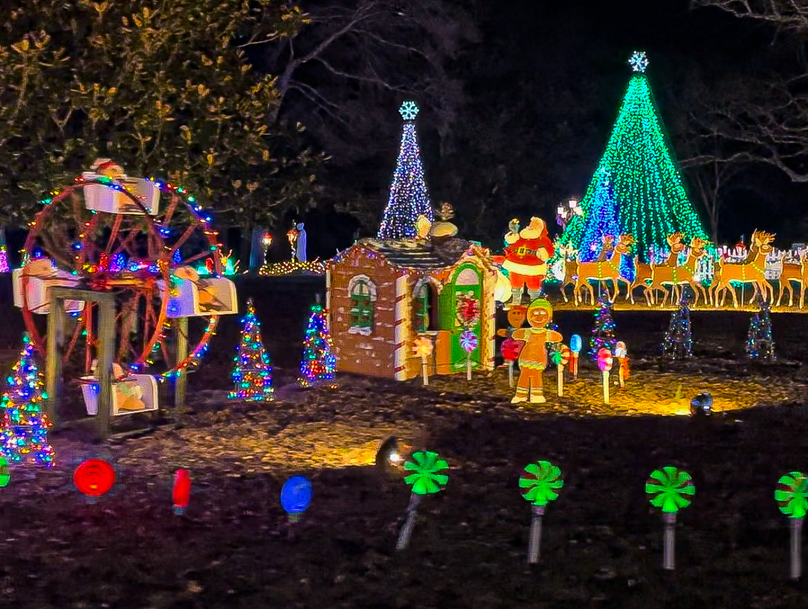 The Christmas House in Inman