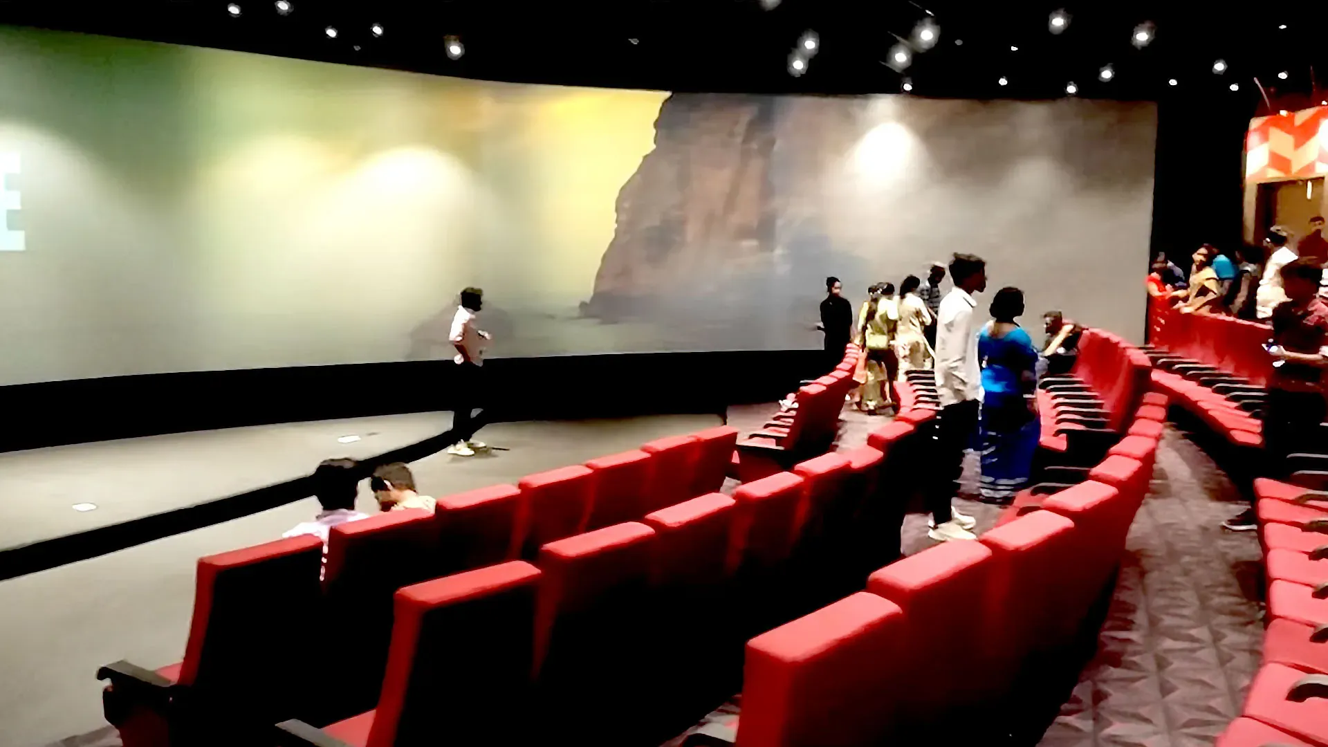 180 degree 3D Theatre in Rajgir Zoo Safari