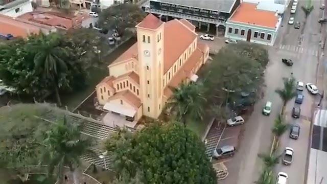 Fiéis católicos celebraram o dia do padroeiro São Roque.