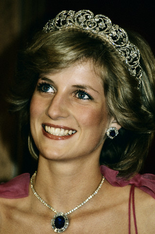 princess diana wedding tiara. Princess Diana#39;s wedding tiara