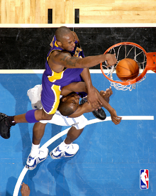 kobe bryant dunks on nash. VII: Kobe Bryant ON Dwight