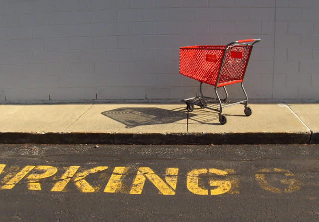 Red shopping cart