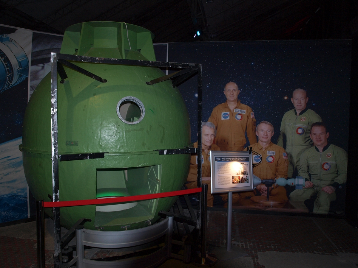 Moduł statku Sojuz w misji Apollo-Sojuz realizowanej we współpracy między ZSRR a USA | Fot: polskiastrobloger.pl