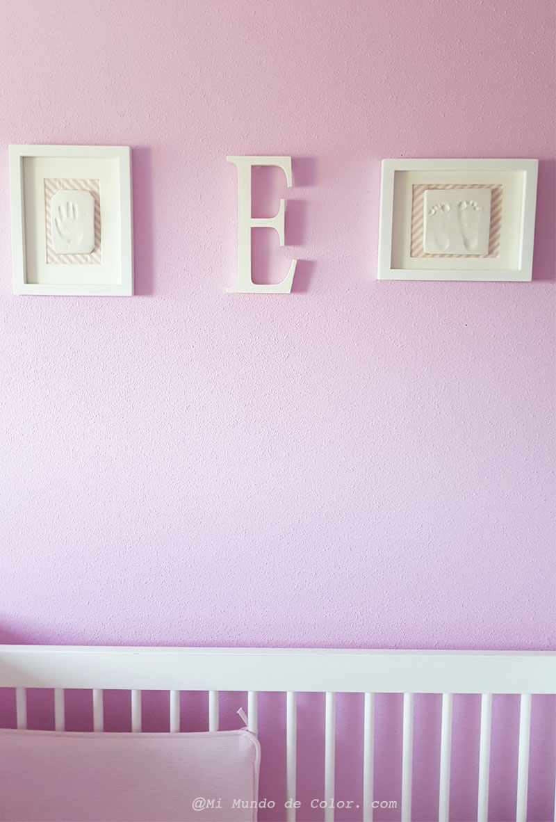 deco nursery room of your baby with footprint