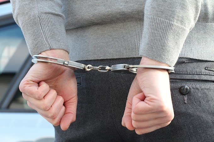 Συνελήφθη άμεσα ημεδαπή για κλοπή ηλικιωμένου στα Ιωάννινα