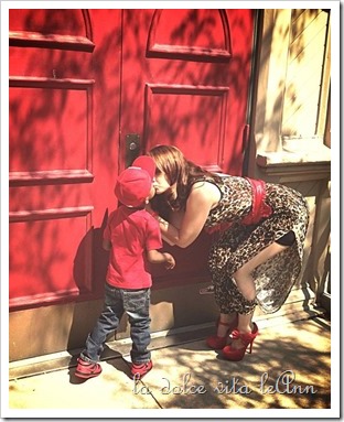 Mommy and Kendry red door kiss