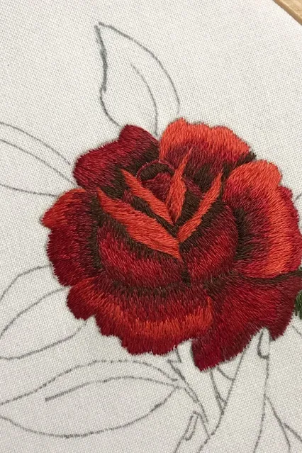 6 Ways to Embroider Roses