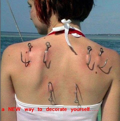 Funny human picture: Body decoration 搞笑人类图：装饰品