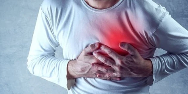 8 Early Signs of a Heart Attack You Need to Know