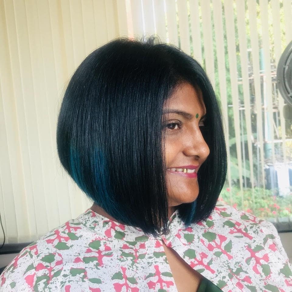186.5k Likes, 1,246 Comments - Mrunal Thakur🌸🌼🌸 (@mrunalofficial2016) on  Instagram: “#headshot” | Indian hair cuts, Girls short haircuts, Indian  hairstyles