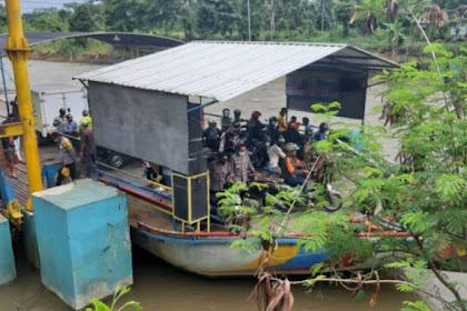 Pemuda Blitar Ini Tiba-tiba Terjun ke Sungai Brantas dan Hilang