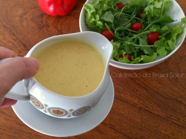 Molho cremoso para saladas com um toque de curry