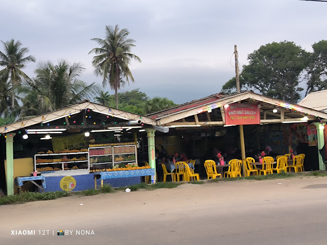 Pantai Cahaya Bulan