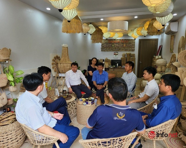 Chàng trai biến loại phụ phẩm bị vứt bỏ, cho bò, lợn ăn thành mặt hàng tỷ đô - Ảnh 2.