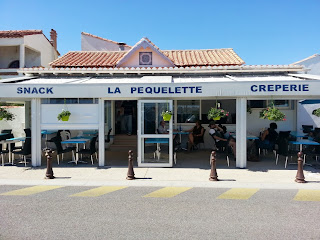 Image of La Pequellette, a lovely restaurant on the French Mediterranean.