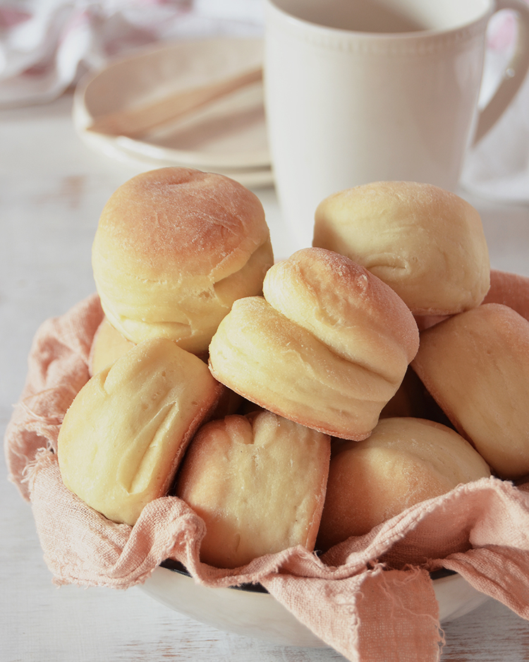 Panes de manteca butter bread