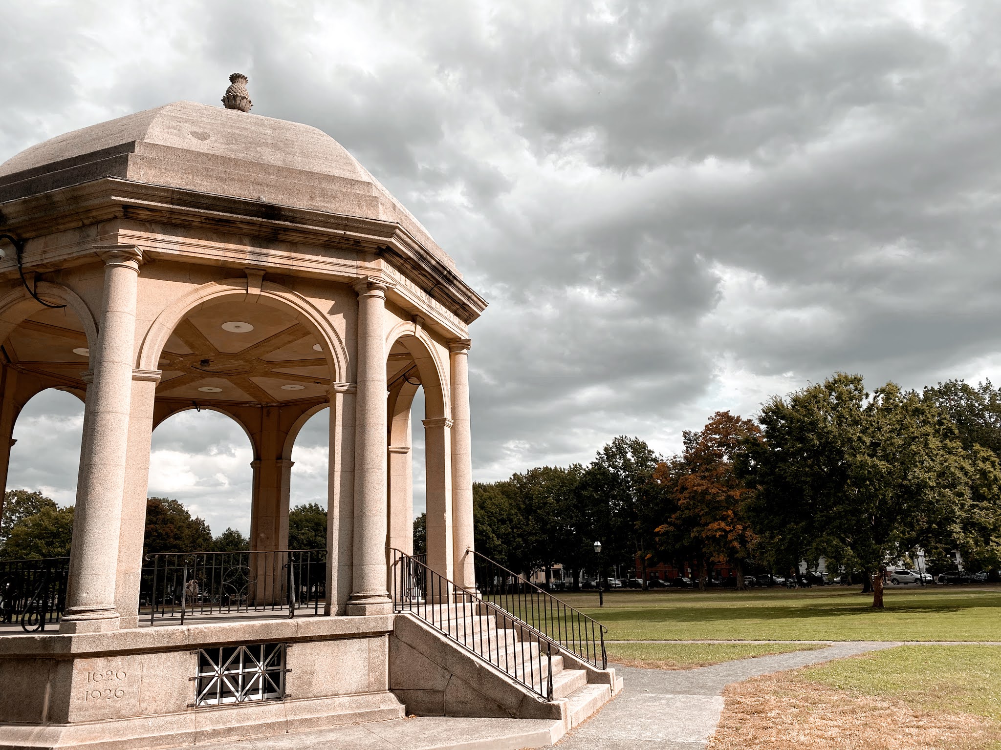 Salem Common in Salem, MA | biblio-style.com