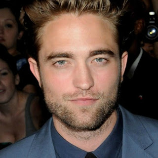 Robert Pattinson Beard Styles