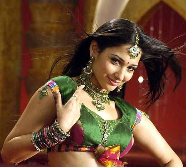 South India Cute Actress Tamanna Hot Photos