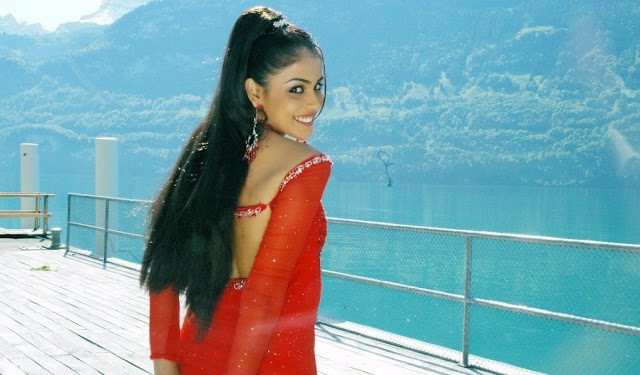 Genelia Very Cool Photos