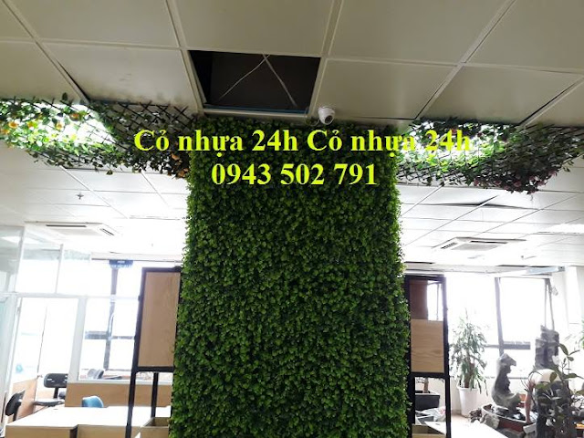 Cỏ nhựa ốp cột, cỏ nhựa trang trí cột