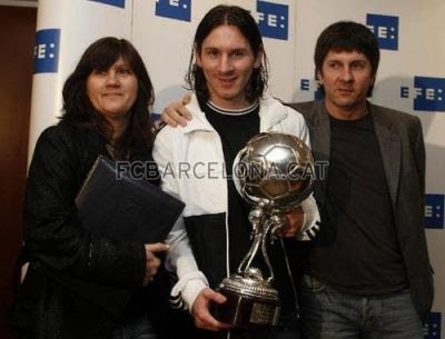 lionel messi 2011_05. with family messi with father