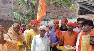 पतरही में हनुमान मंदिर पर श्री राम महोत्सव शोभायात्रा के तहत बाइक रैली का हुआ समापन  | #NayaSaberaNetwork