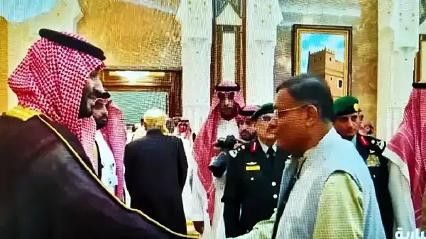সৌদিতে যুবরাজের রাজকীয় সংবর্ধনা পেলেন ড. হাসান মাহমুদ