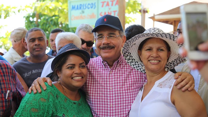 “Admiración y absoluto respeto”, eso siente Danilo Medina por las mujeres dominicanas