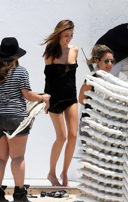 Miranda Kerr accidental topless photos from Victoria's Secret Bikini shoot in Miami