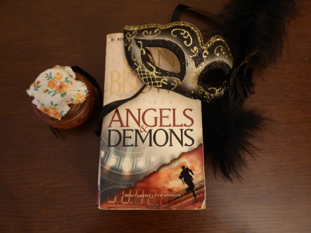 Angeli e demoni: un romanzo pseudostorico di Brown