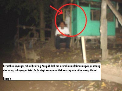 Video Pocong Terbang Tanah Kusir | Foto Pocong Terbang 