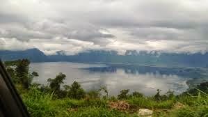 Pesona Danau Maninjau