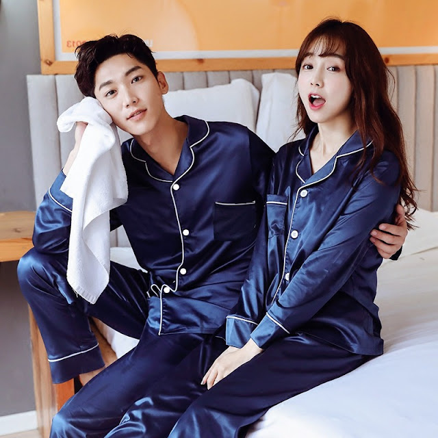 Pyjamas couple