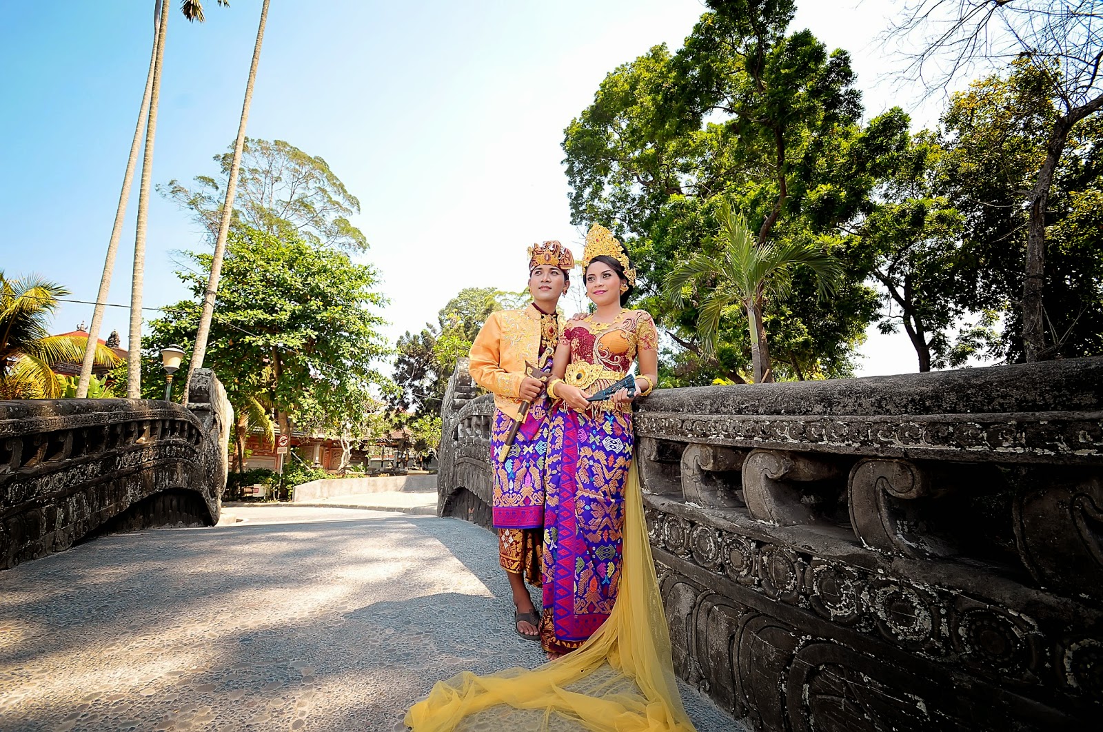 Budaya Bali foto pre wedding indoor outdoor di Bali 