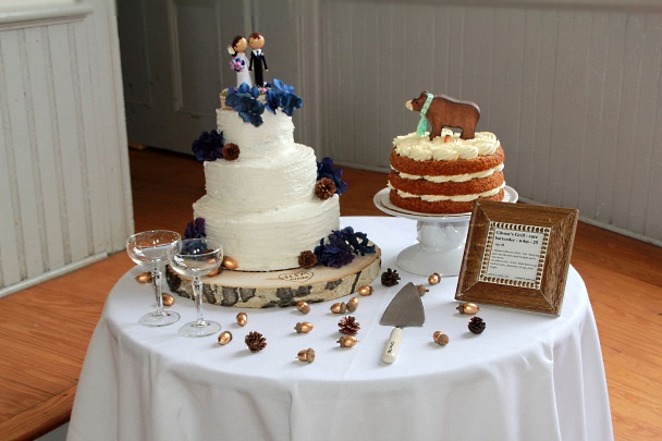 Squirrels n Sweets Heather and Mike s Wedding  Cake 