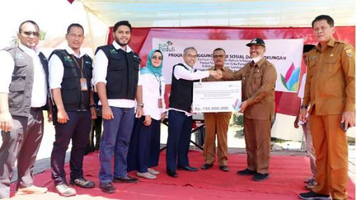 Kota Pariaman Terima Bantuan CSR Penanaman 760 Pohon Ketapang Kencana dari PLN Sumbar