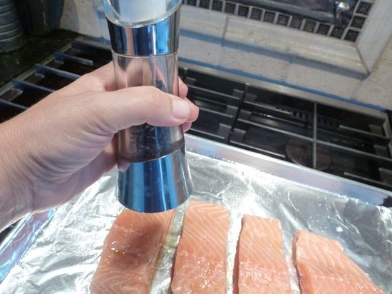 How to Broil Salmon