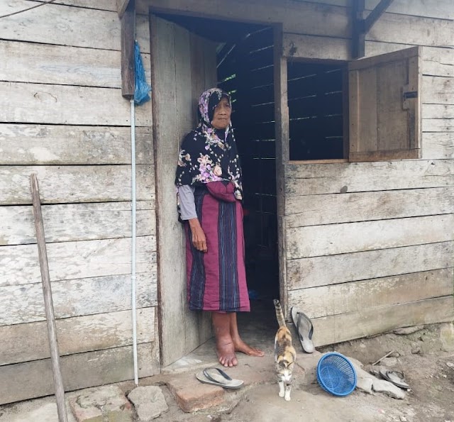 Puluhan Tahun Didera Penyakit Kaki Gajah, Meringis Kesakitan Tak Pernah Berobat