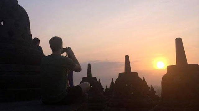 Borobudur yang Jadi Magnet Obama, Chaplin hingga Bos Facebook