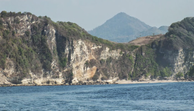 Pantai Terindah Di Sumba Timur  