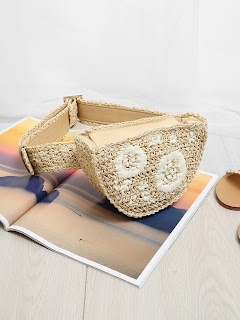 https://fr.romwe.com/Flower-Pattern-Straw-Bum-Bag-p-312472-cat-765.html?recommend=Customers_Also_Viewed